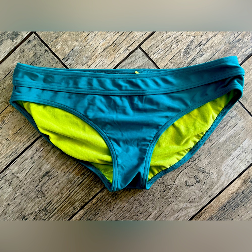Prana women’s swim bottoms